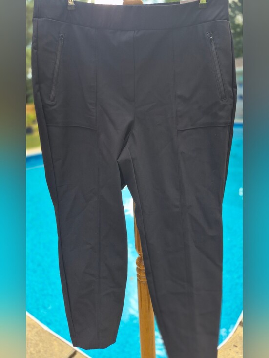 Lane Bryant Pants - NWT's Lane Bryant On-The-Go Mid-Rise Slim Ankle Pants, Zipprred Pcokets,Sz 18/20